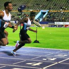 Remarkable 100M Run - 9.85 at 32